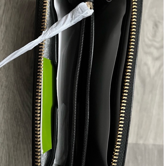 NWT Kate Spade Wallet/Wristlet - Picture 3 of 3